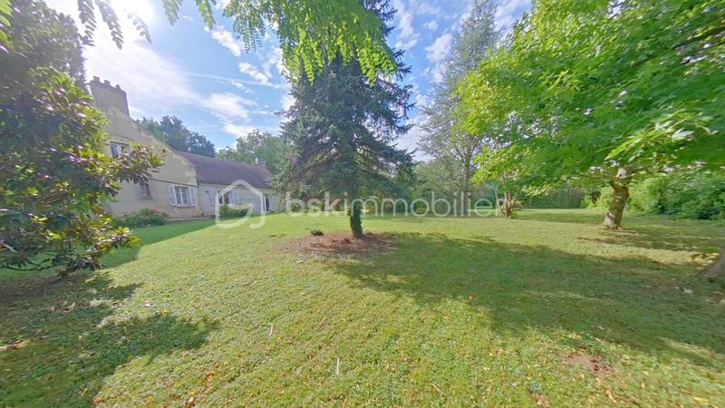 Propriété - 149 m² - 6 pièces