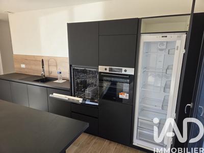 Maison - 104 m² - 4 pièces