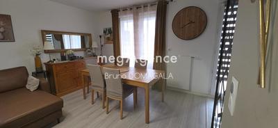 Appartement - 99 m² - 5 pièces