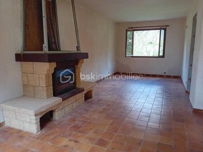 Maison - 110 m² - 6 pièces