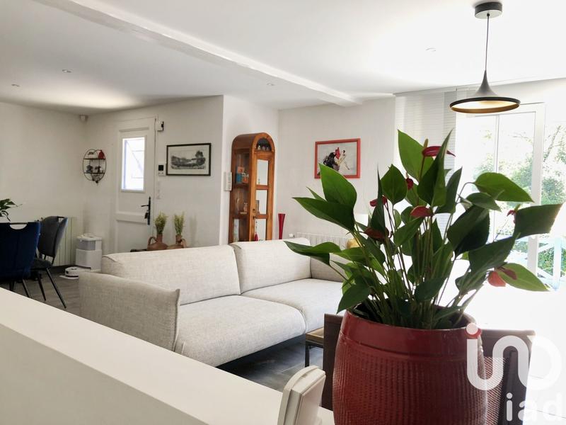 Maison - 145 m² - 6 pièces