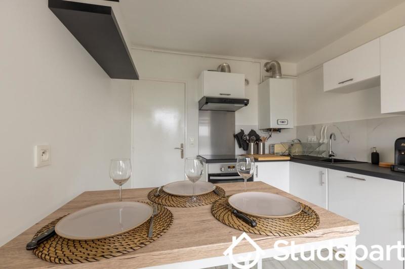 Chambre - 15 m² - 1 pièce