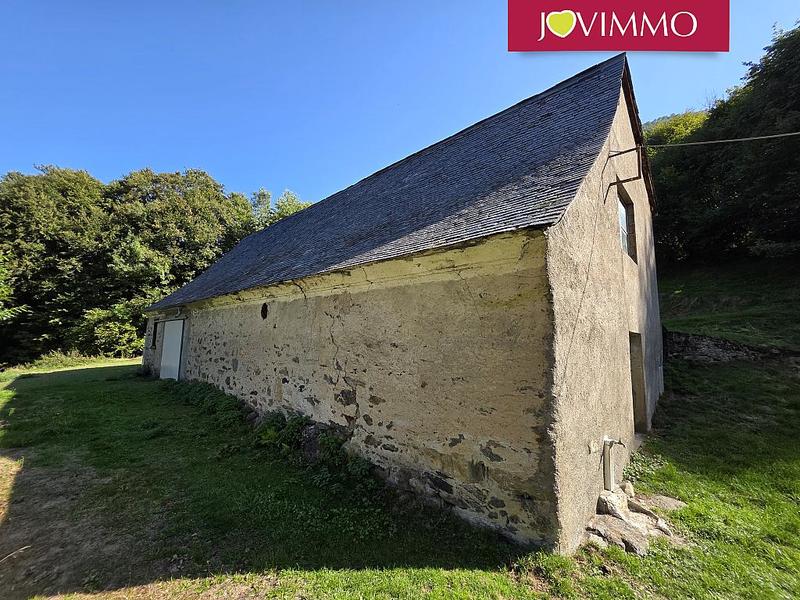 Maison - 200 m² - 1 pièce