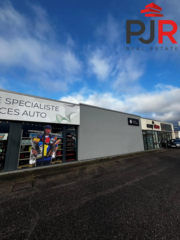 Local commercial - 284 m²