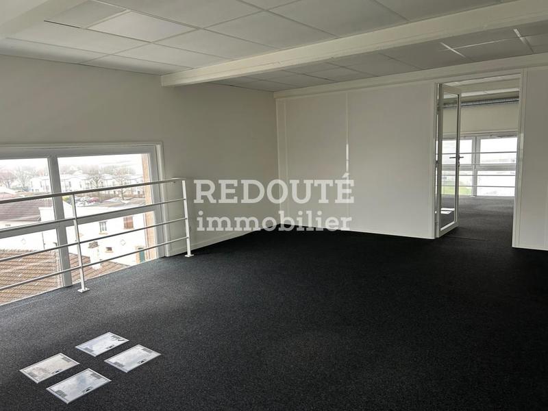 Bureau - 326 m²