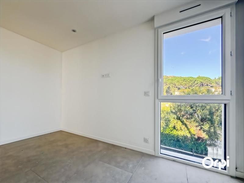 Maison - 77 m² - 4 pièces