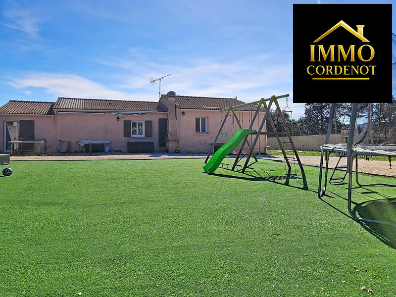 Maison - 111 m² - 4 pièces