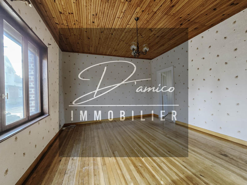 Maison - 150 m² - 8 pièces