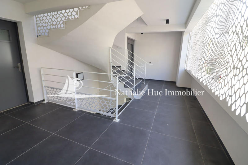 Appartement - 85 m² - 2 pièces