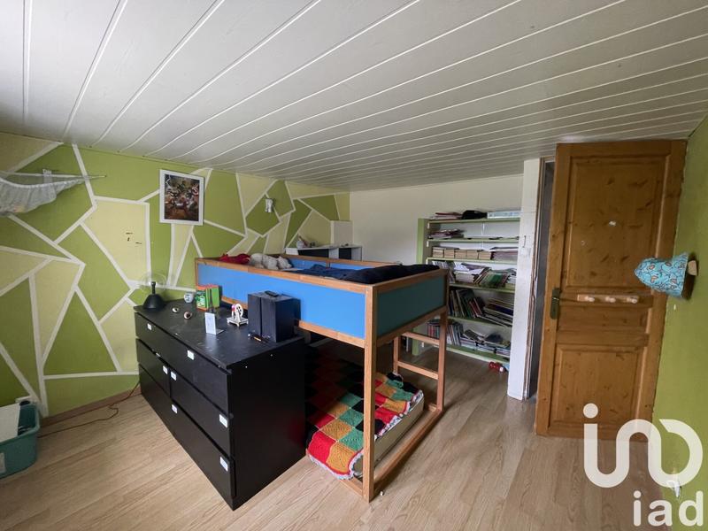 Maison - 181 m² - 9 pièces