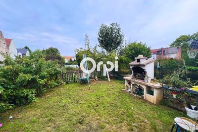 Maison - 88 m² - 5 pièces