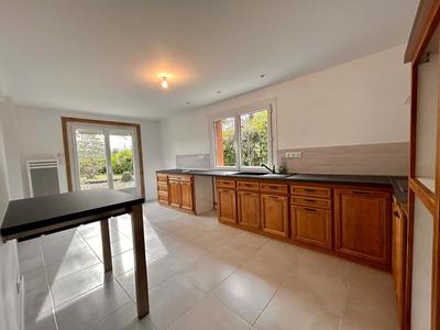 Maison - 143 m² - 6 pièces