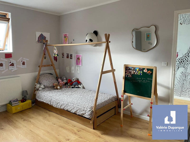 Maison - 180 m² - 6 pièces