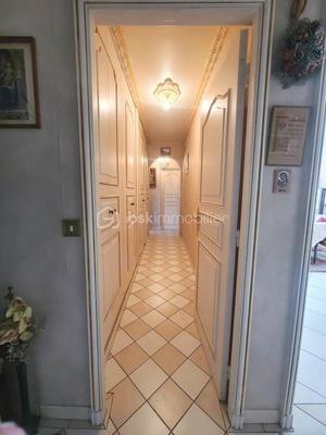 Appartement - 92 m² - 5 pièces