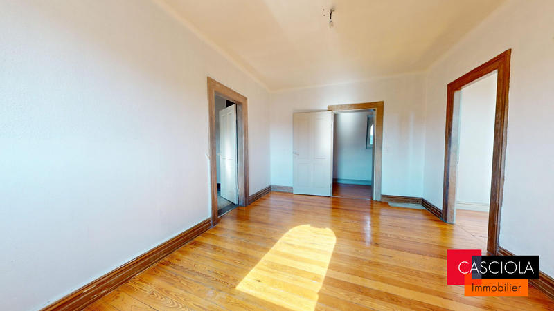 Appartement - 144 m² - 4 pièces