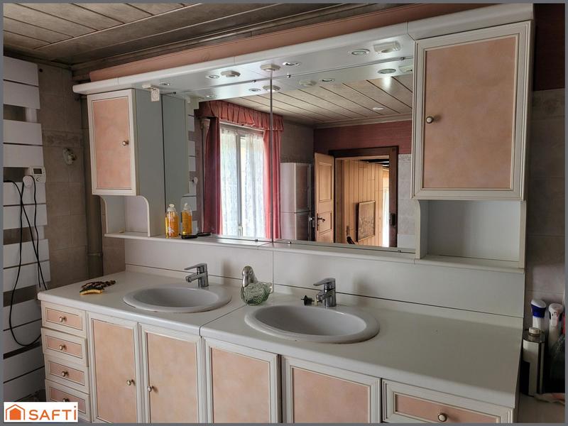 Maison - 142 m² - 6 pièces