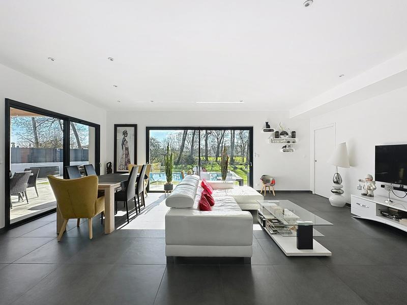 Maison - 112 m² - 5 pièces