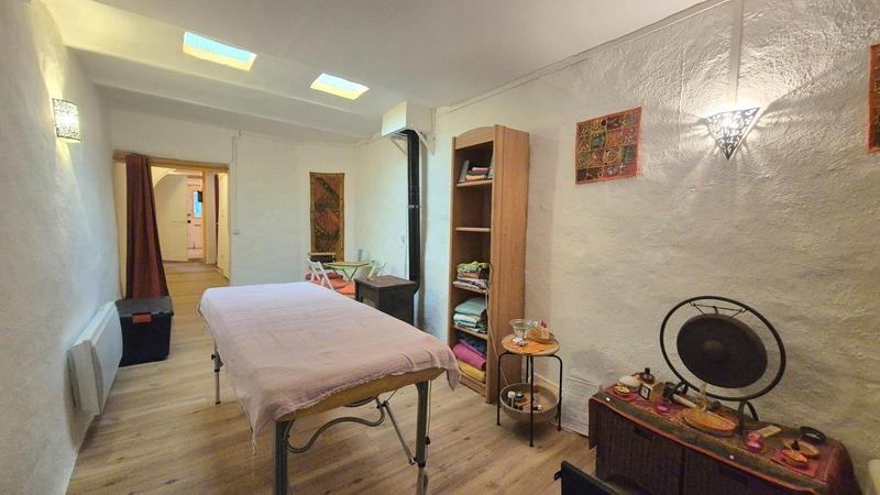 Maison de village - 99 m² - 6 pièces