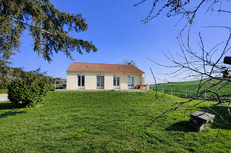 Maison - 80 m² - 3 pièces
