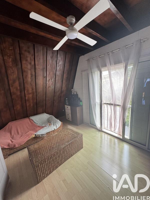 Maison - 251 m² - 7 pièces