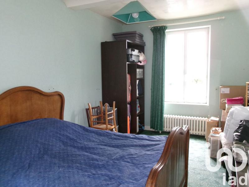 Maison - 137 m² - 9 pièces