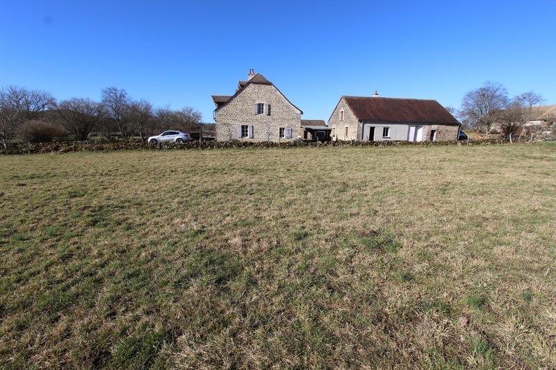 Terrain constructible - 1 174 m²