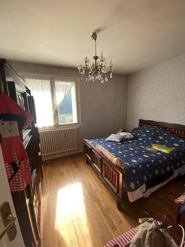 Maison traditionnelle - 95 m² - 5 pièces