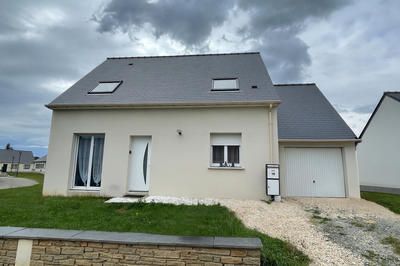 Maison - 101 m² - 5 pièces