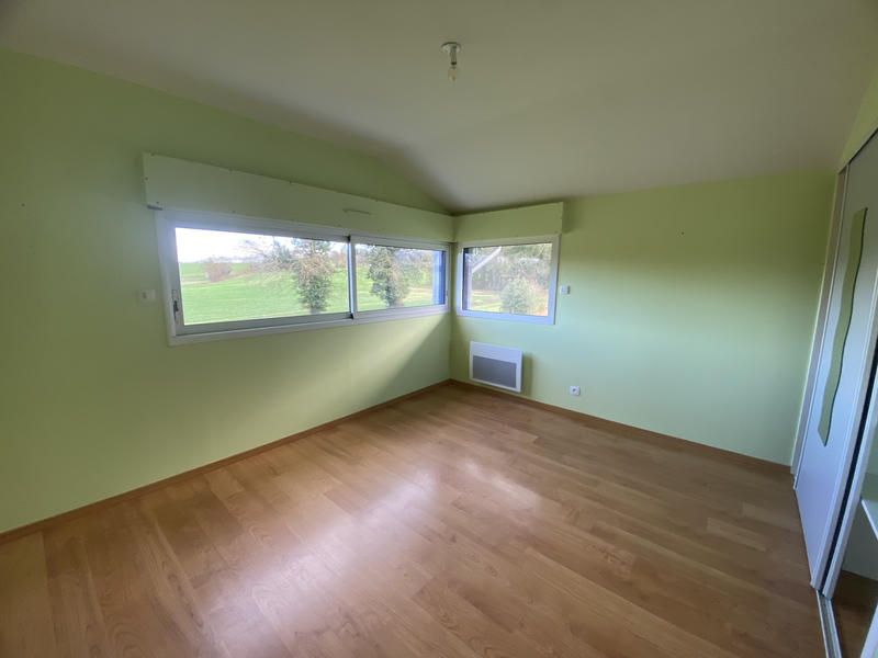 Maison - 111 m² - 5 pièces