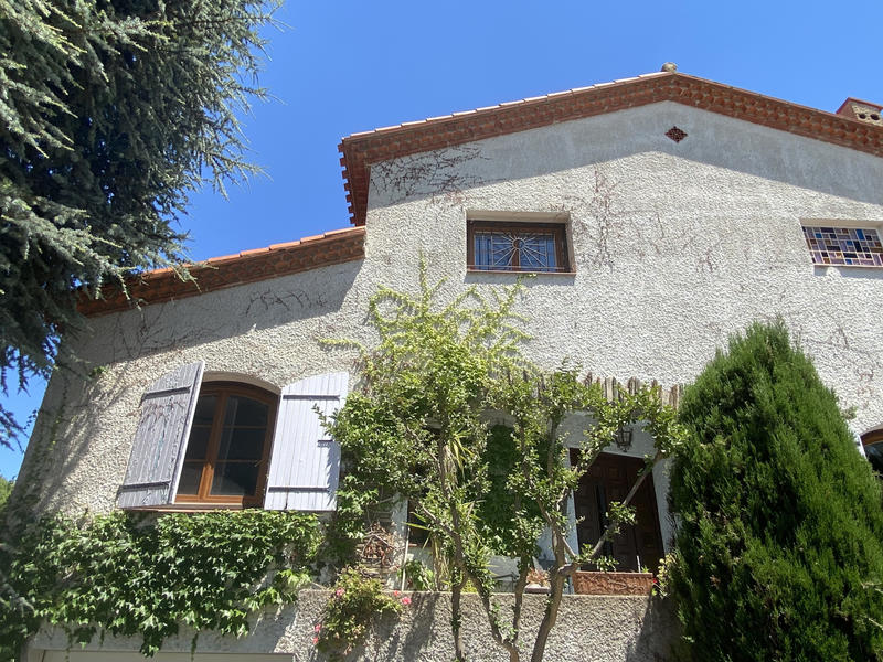 Villa - 168 m² - 6 pièces