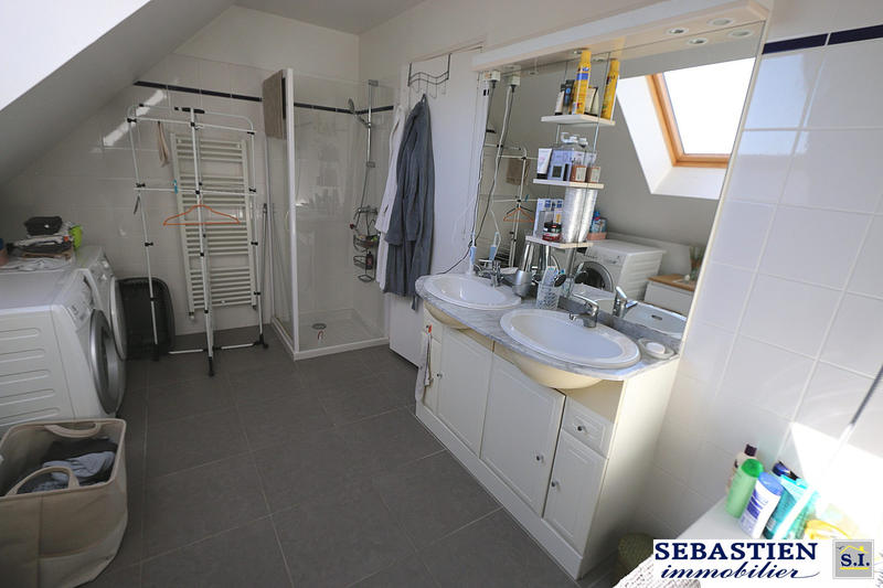 Maison - 155 m² - 7 pièces