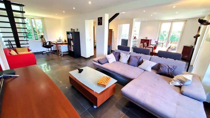 Maison - 181 m² - 5 pièces