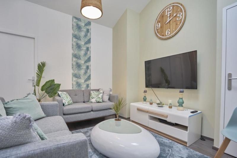 Appartement - 92 m² - 6 pièces