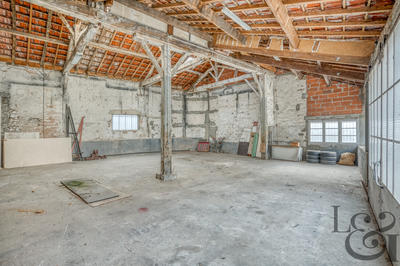 Maison - 365 m² - 10 pièces