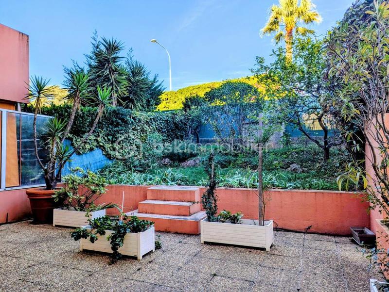 Appartement - 90 m² - 4 pièces