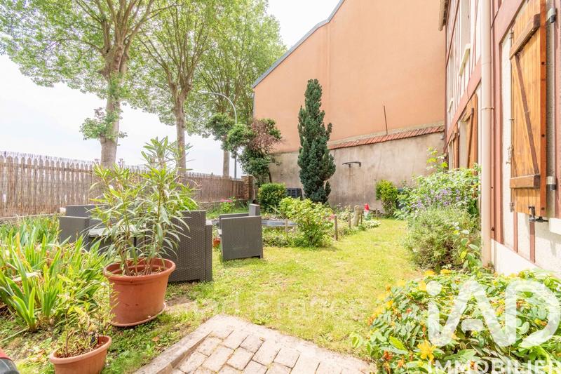 Maison - 140 m² - 6 pièces