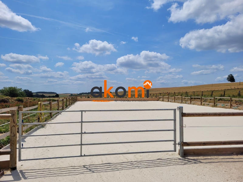 Maison - 422 m² - 6 pièces