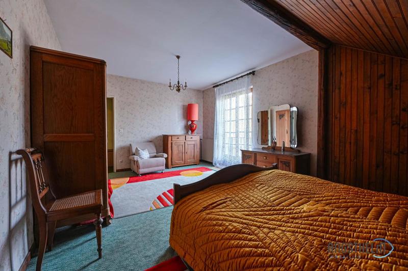 Maison - 142 m² - 6 pièces