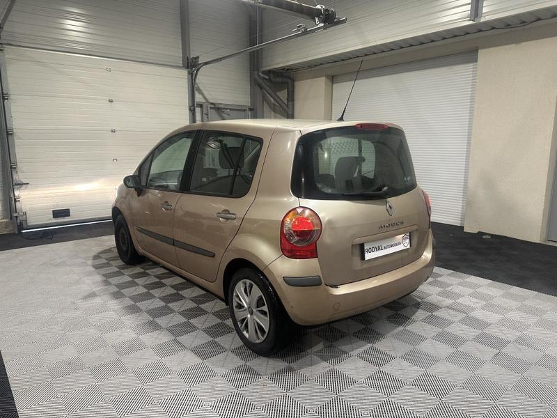 Renault Modus 1.5 dCi 82 cv