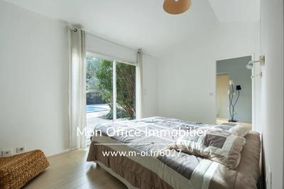 Maison - 212 m² - 5 pièces