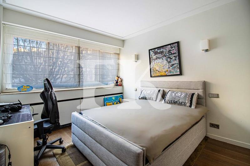 Appartement - 149 m² - 5 pièces