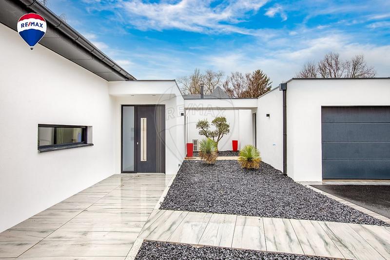 Maison - 187 m² - 6 pièces