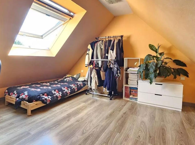 Maison - 147 m² - 6 pièces