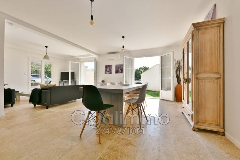 Villa - 238 m² - 10 pièces