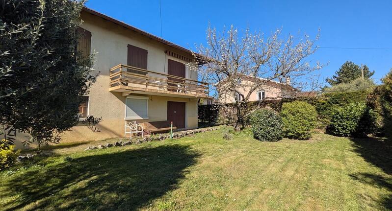 Maison - 177 m² - 6 pièces