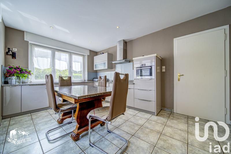 Maison - 177 m² - 6 pièces