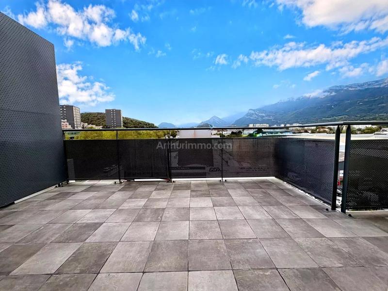 Appartement - 80 m² - 4 pièces