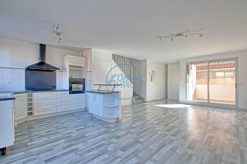 Appartement - 79 m² - 4 pièces