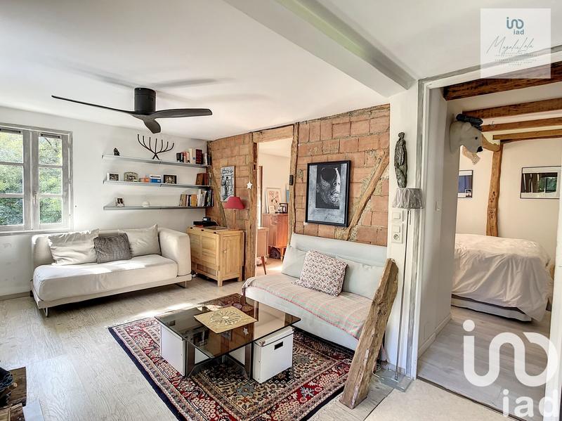 Maison - 220 m² - 10 pièces