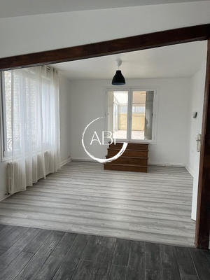 Maison - 135 m² - 7 pièces